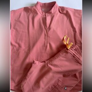 FIGS Rafaela Scrub Top - Coral Size L